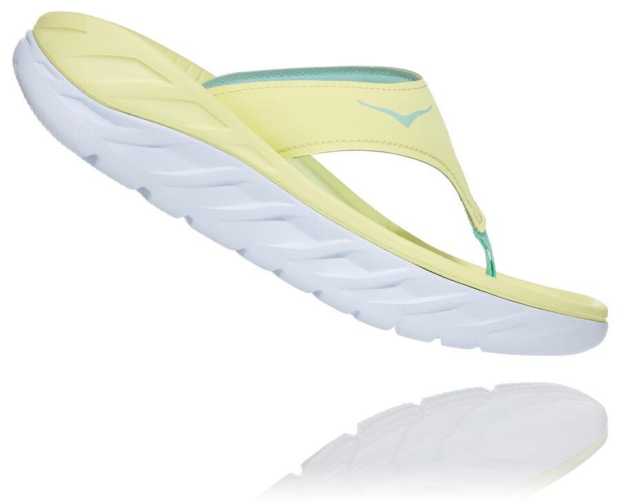 Hoka One One Sandalet Kadın Sarı/Beyaz - Ora Recovery Flip - GO4256987